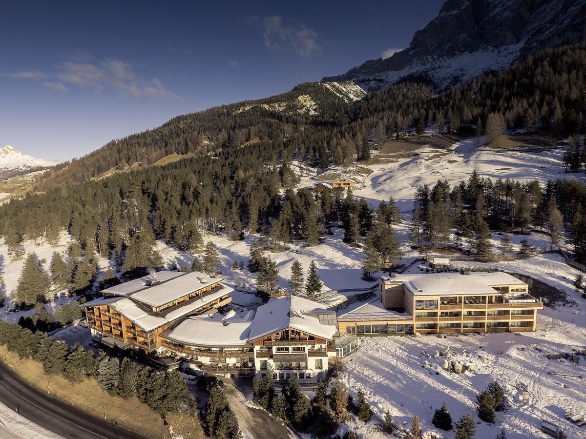 Hotel Gran Paradiso San Cassiano  Extérieur photo