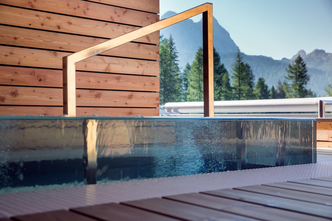Hotel Gran Paradiso San Cassiano  Extérieur photo